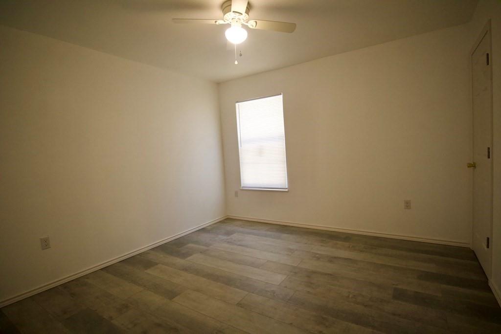 14192 Campfire Circle, Log Cabin, TX 75148