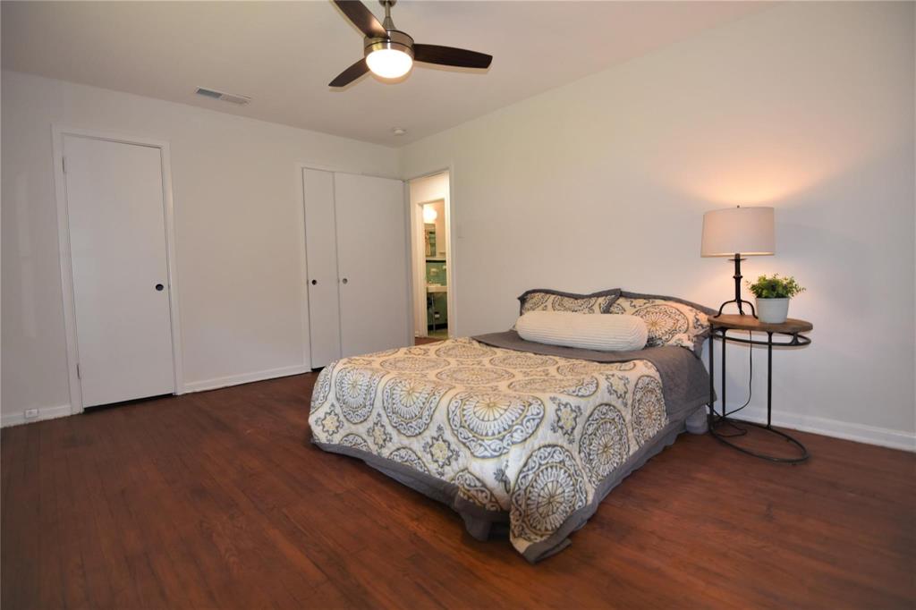 1202 Sunnyside Avenue, Cockrell Hill, TX 75211