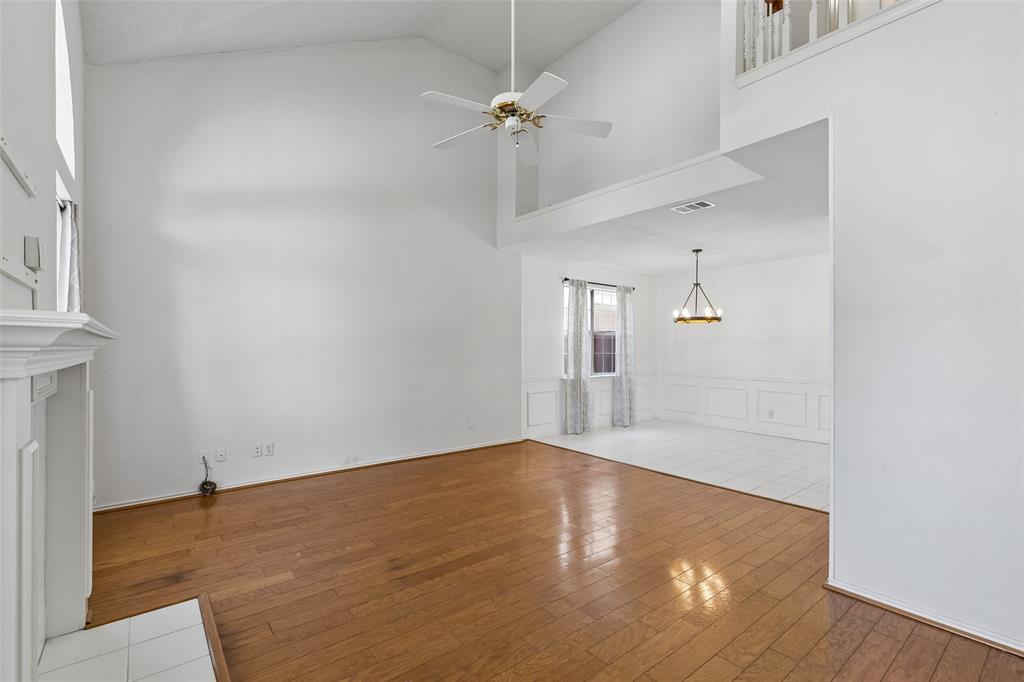 2212 Meadowstone Drive, Carrollton, TX 75006 2212 Meadowstone Drive, Carrollton, TX 75006