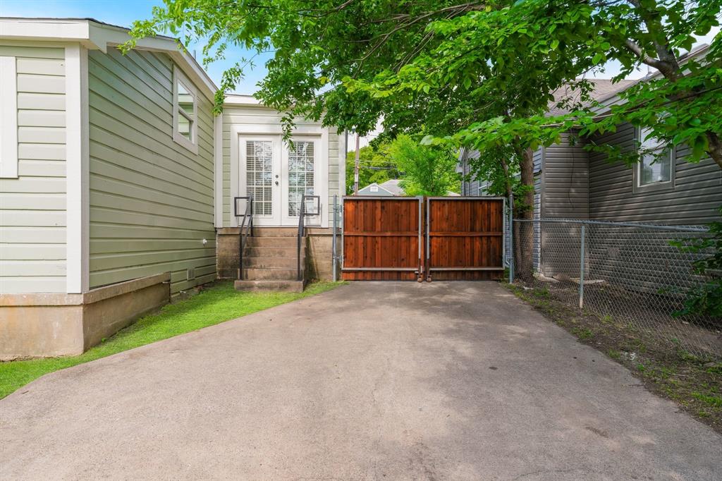 414 Avenue I, Dallas, TX 75203