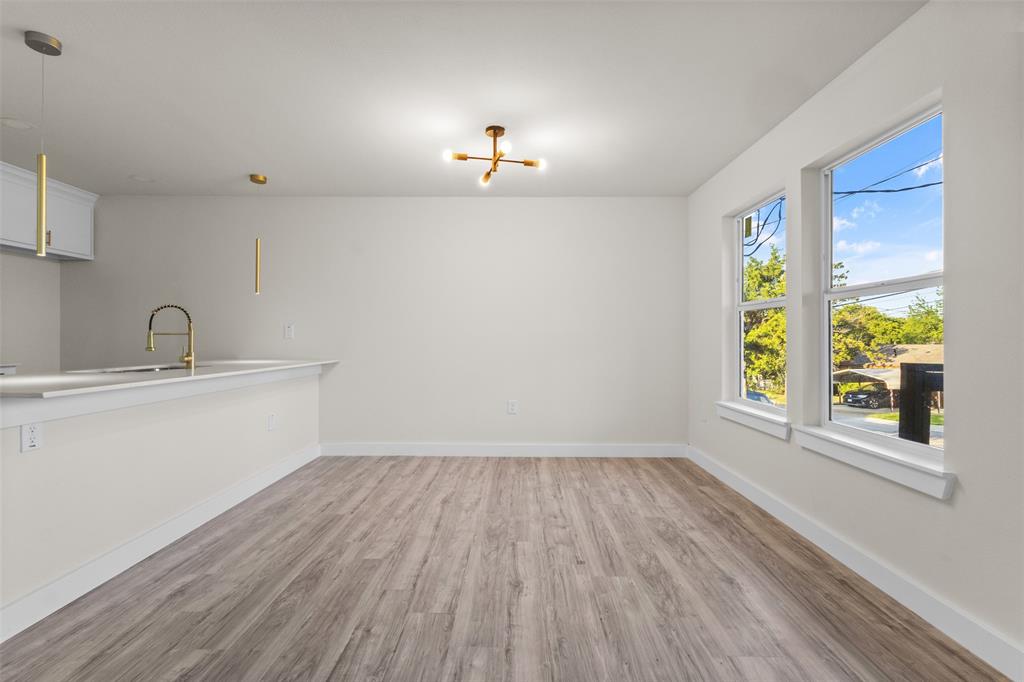 1507 E Waco Avenue, Dallas, TX 75216