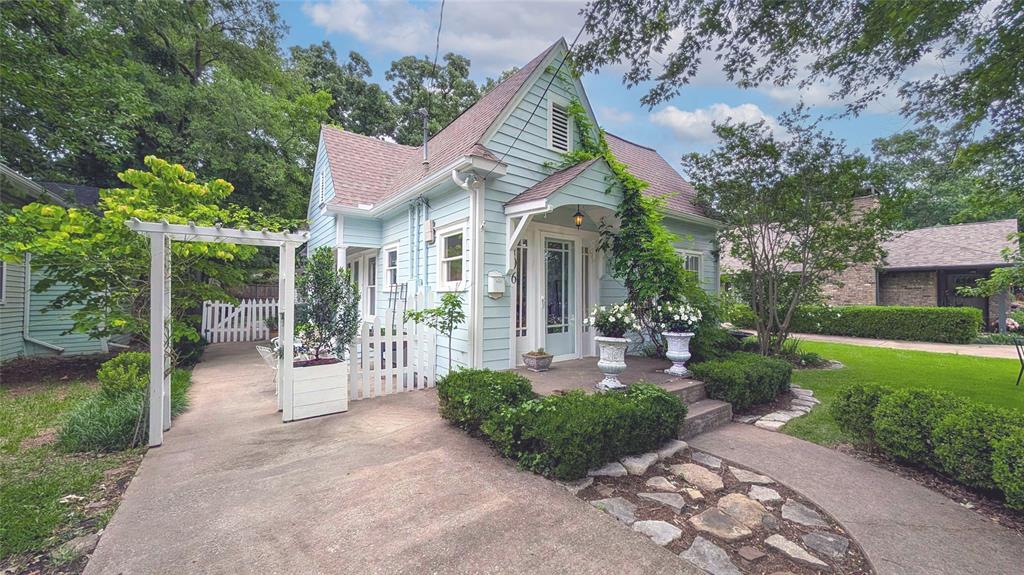 1106 Tucker Street, McKinney, TX 75069