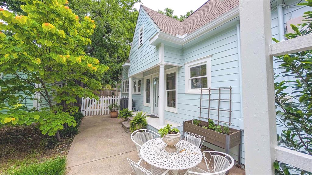 1106 Tucker Street, McKinney, TX 75069