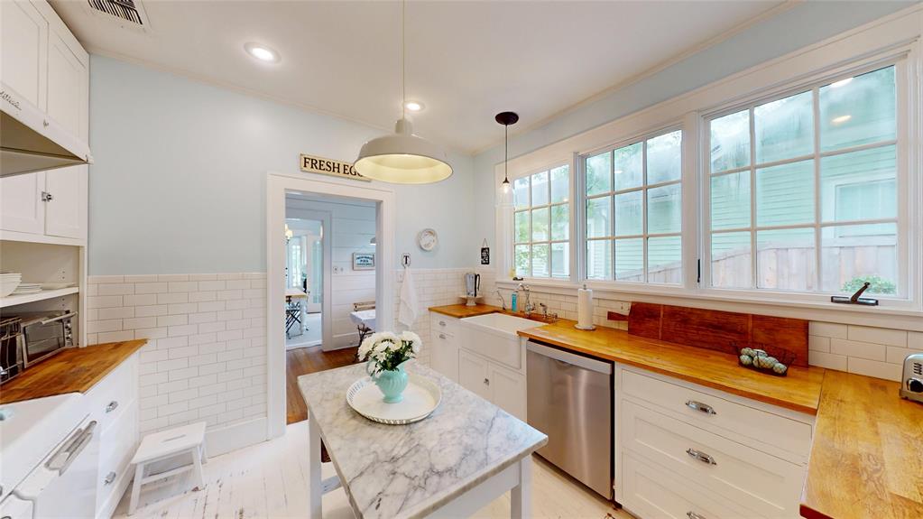 1106 Tucker Street, McKinney, TX 75069