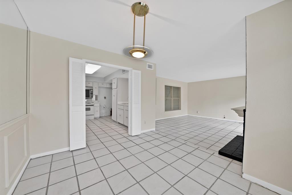 12574 Burninglog Lane, Dallas, TX 75243