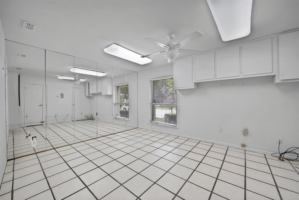 12574 Burninglog Lane, Dallas, TX 75243