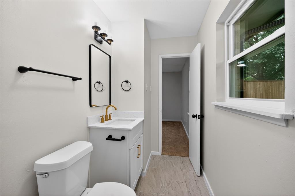 8617 Flicker Lane, Dallas, TX 75238