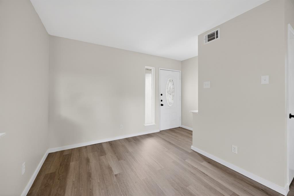 8617 Flicker Lane, Dallas, TX 75238