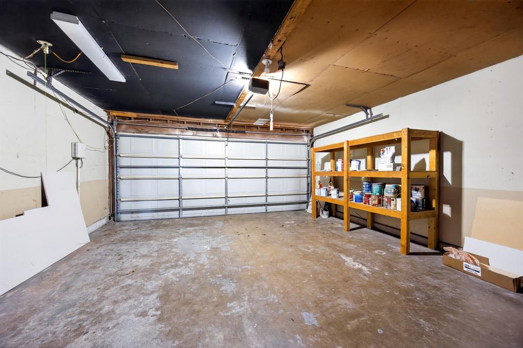 8617 Flicker Lane, Dallas, TX 75238
