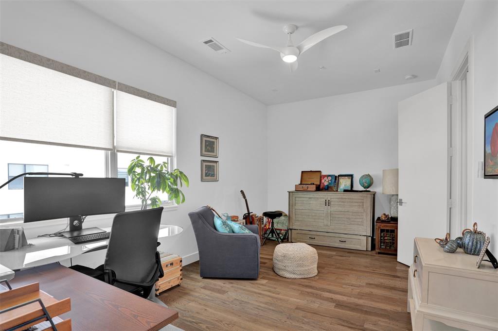13001 Hutton Drive, #10, Farmers Branch, TX 75234