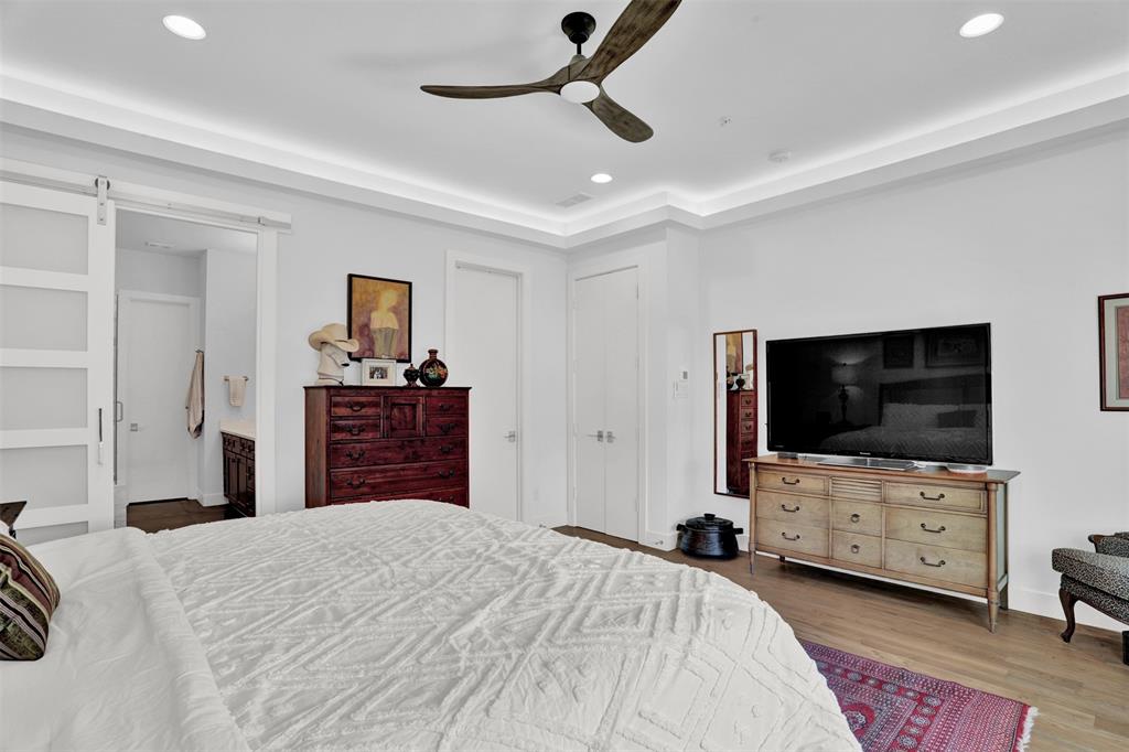 13001 Hutton Drive, #10, Farmers Branch, TX 75234