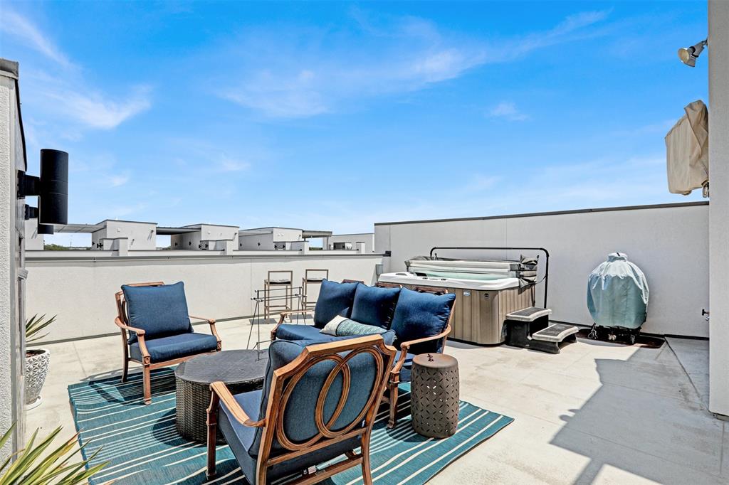 13001 Hutton Drive, #10, Farmers Branch, TX 75234