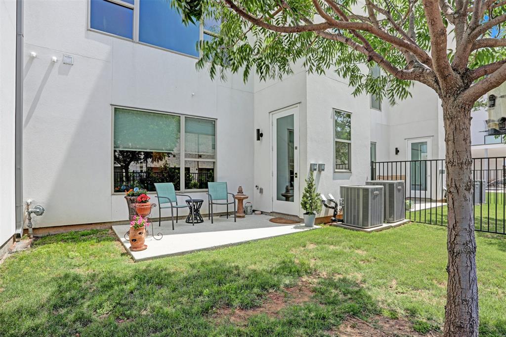 13001 Hutton Drive, #10, Farmers Branch, TX 75234