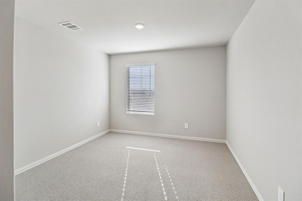 Photo is not of the actual home, but is an inspirational photo of builder’s model home and may depict options, furnishings, and/or decorator features that are not included.
