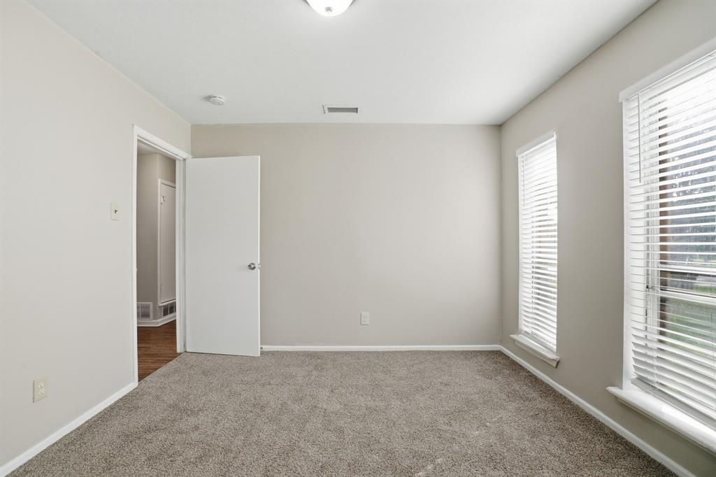 2324 Lovell Drive, Mesquite, TX 75150