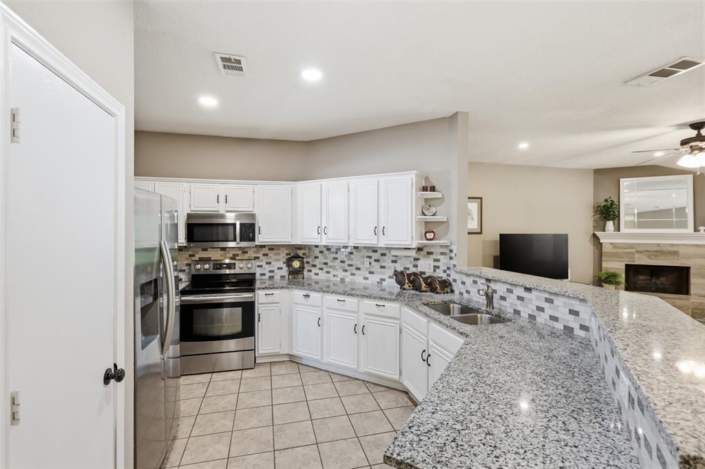 3209 Kingsbury Drive, McKinney, TX 75069 3209 Kingsbury Drive, McKinney, TX 75069