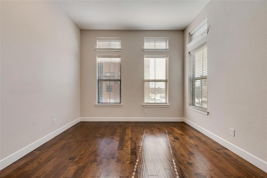 1310 Branchwood Place, Dallas, TX 75215