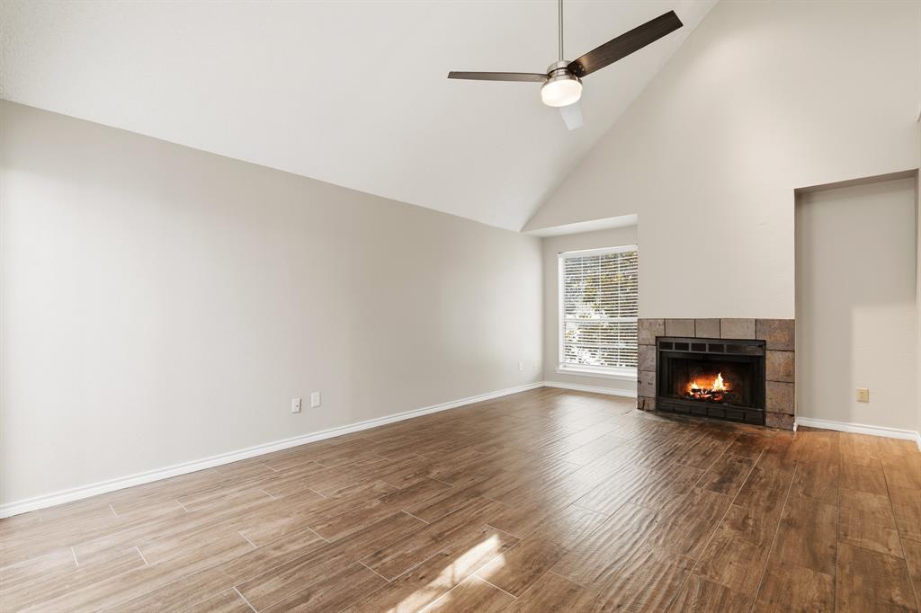 2927 S Bend Drive, Dallas, TX 75229 2927 S Bend Drive, Dallas, TX 75229
