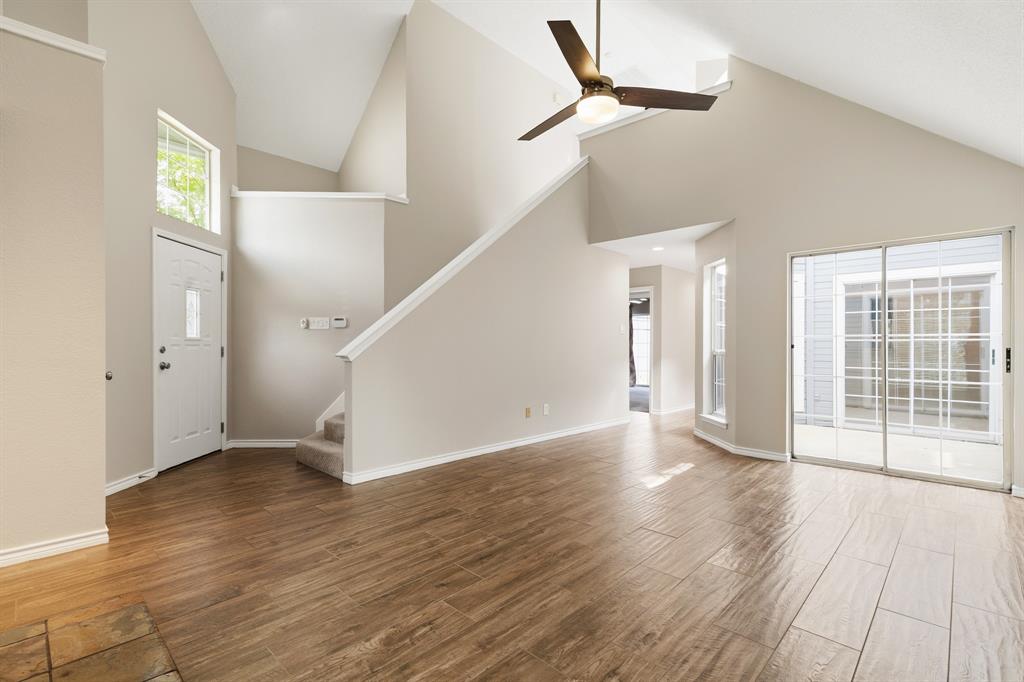 2927 S Bend Drive, Dallas, TX 75229 2927 S Bend Drive, Dallas, TX 75229