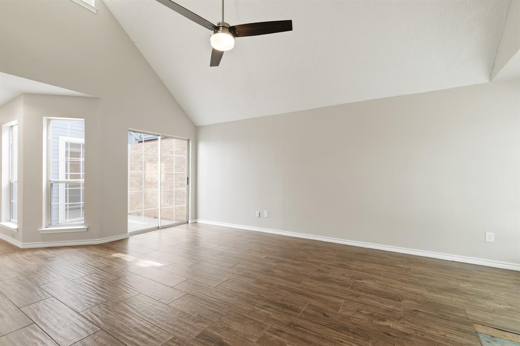 2927 S Bend Drive, Dallas, TX 75229 2927 S Bend Drive, Dallas, TX 75229