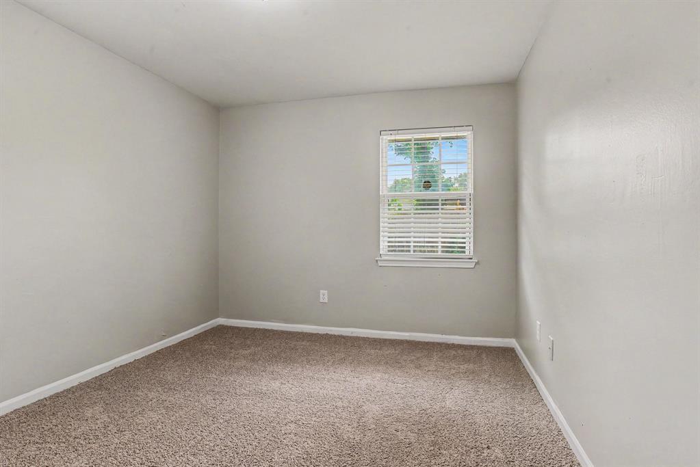 1125 Waweenoc Avenue, Dallas, TX 75216