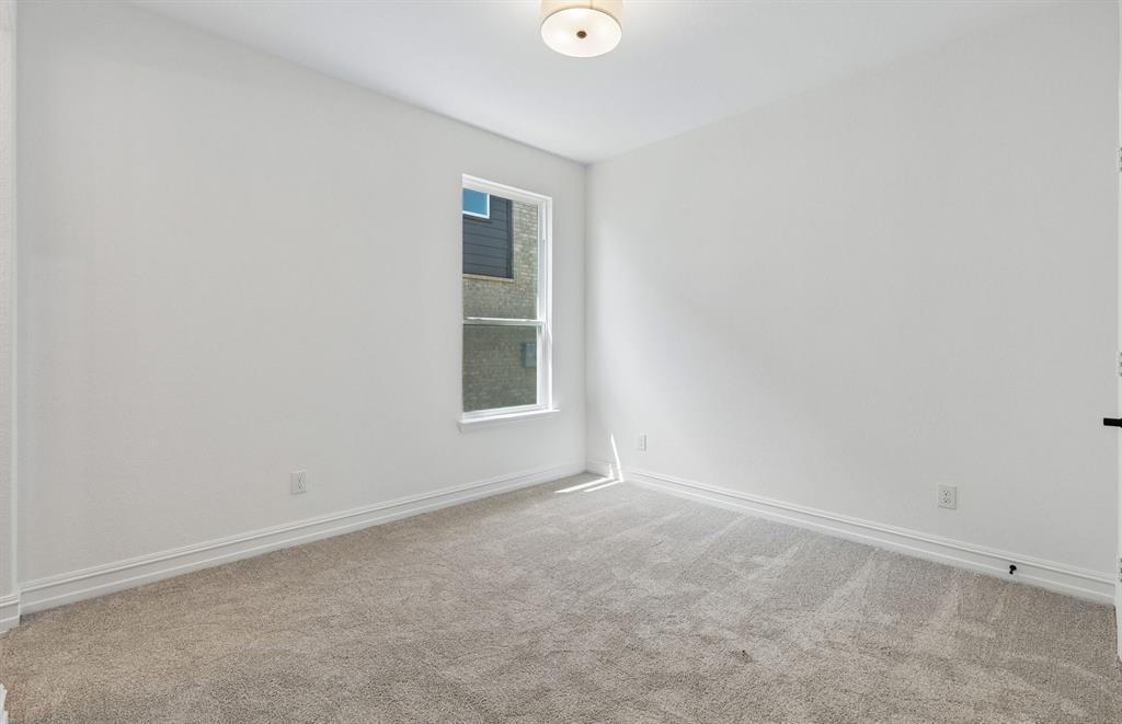 Secondary bedroom