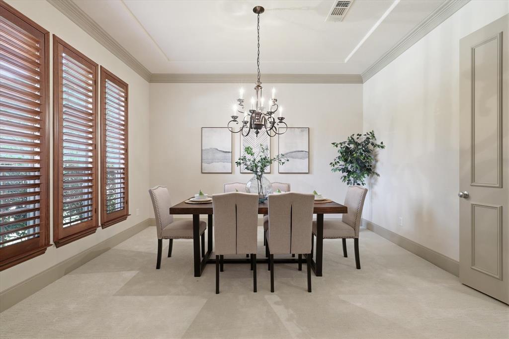 Formal Dining