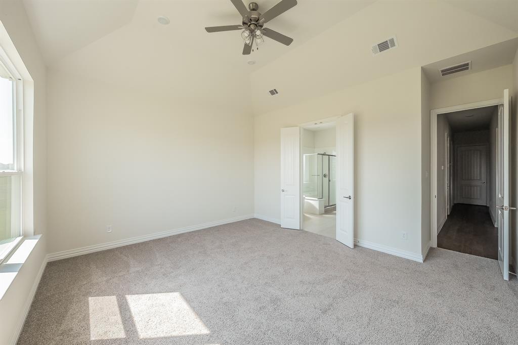 10610 Winter Wheat Lane, Venus, TX 76084