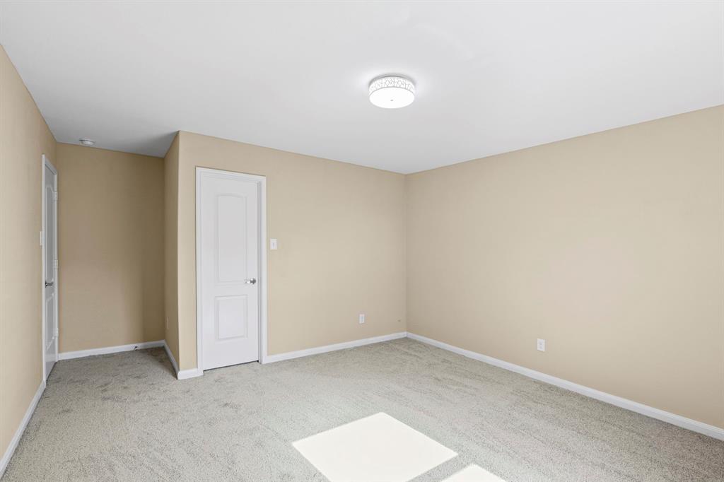 1516 Kinglet Street, DeSoto, TX 75115