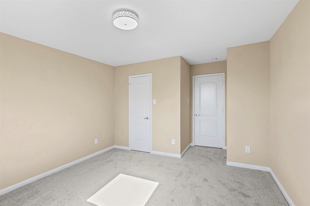 1516 Kinglet Street, DeSoto, TX 75115
