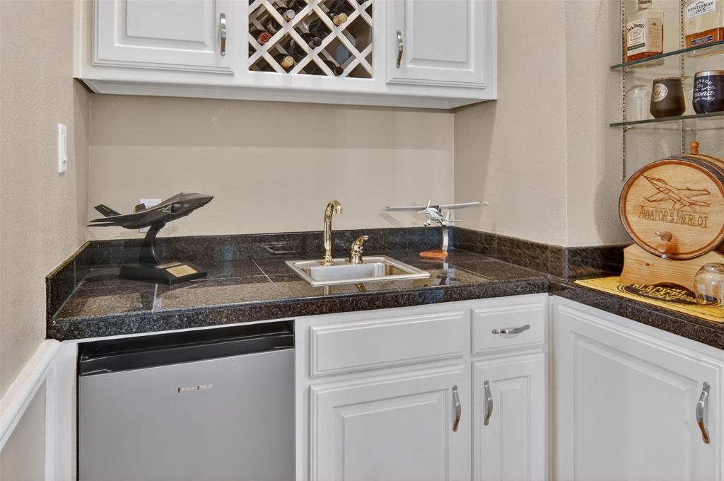 Wet bar in formal living area.