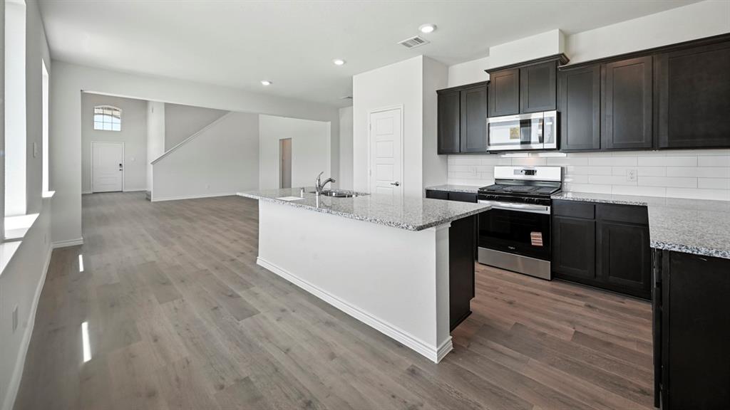 1207 Silent Peak Drive, Princeton, TX 75407