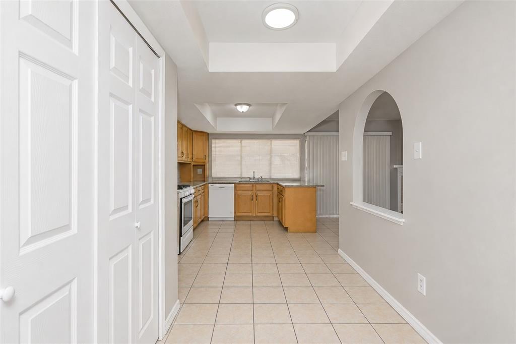1204 W Spring Creek Parkway, Plano, TX 75023