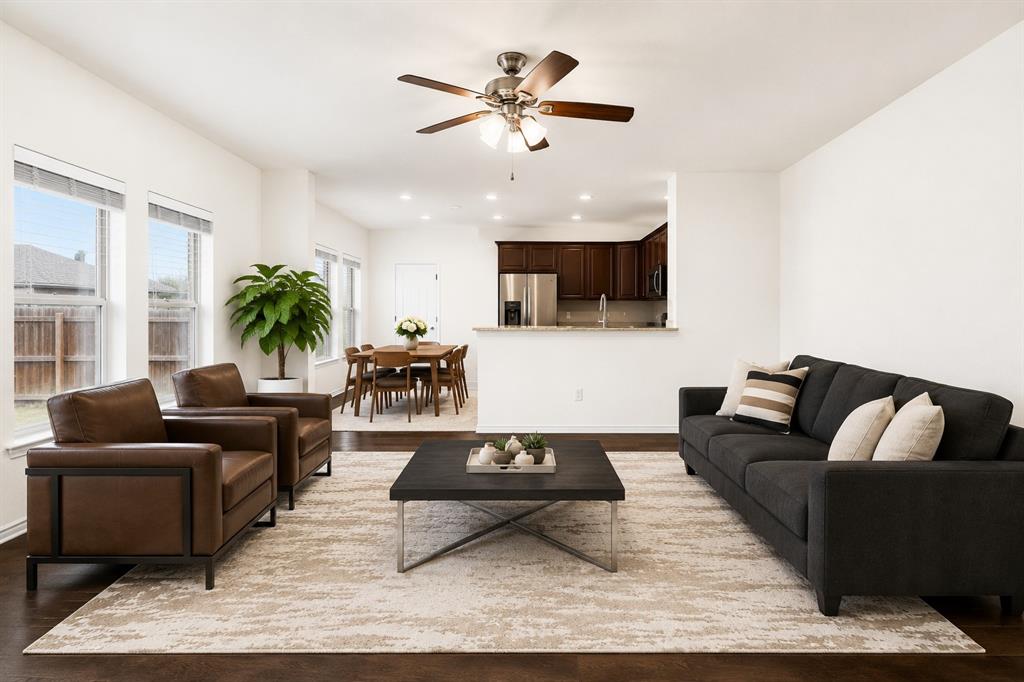 This room has been virtually staged