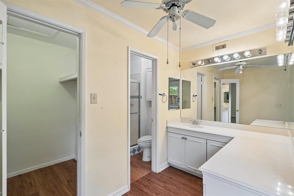 Primary suite bathroom