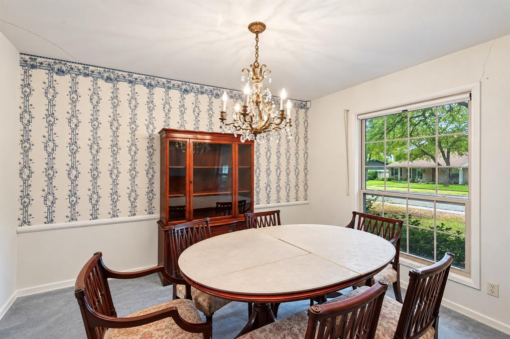 Formal dining room
