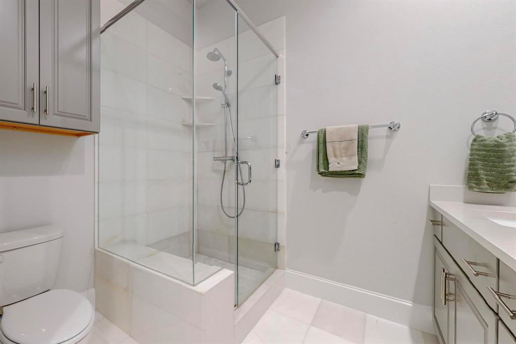 638 Dalton Lane, #802, Irving, TX 75039