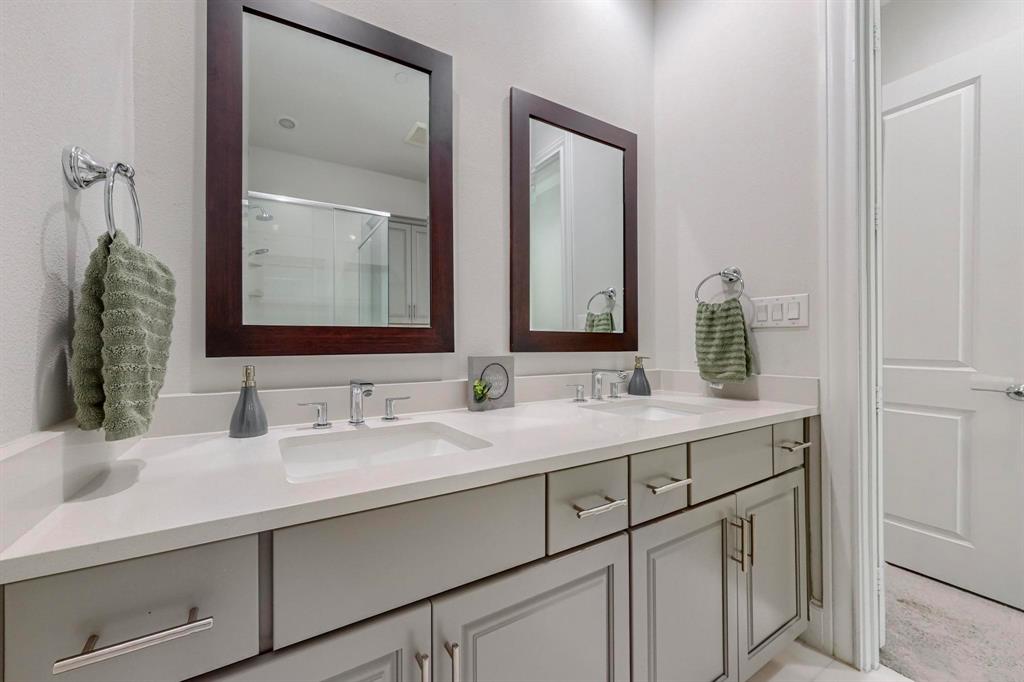638 Dalton Lane, #802, Irving, TX 75039