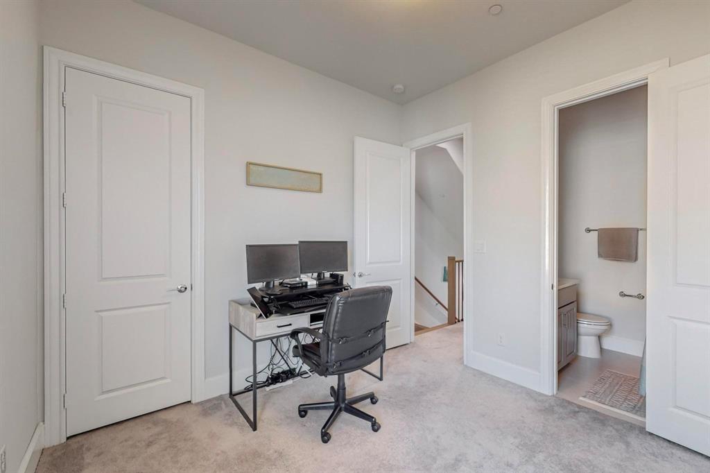 638 Dalton Lane, #802, Irving, TX 75039