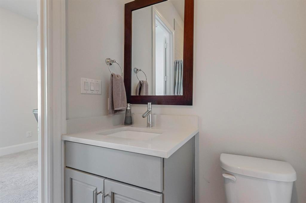 638 Dalton Lane, #802, Irving, TX 75039