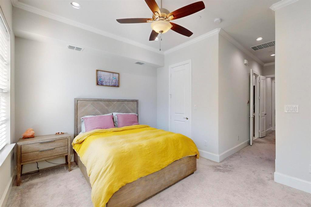 638 Dalton Lane, #802, Irving, TX 75039