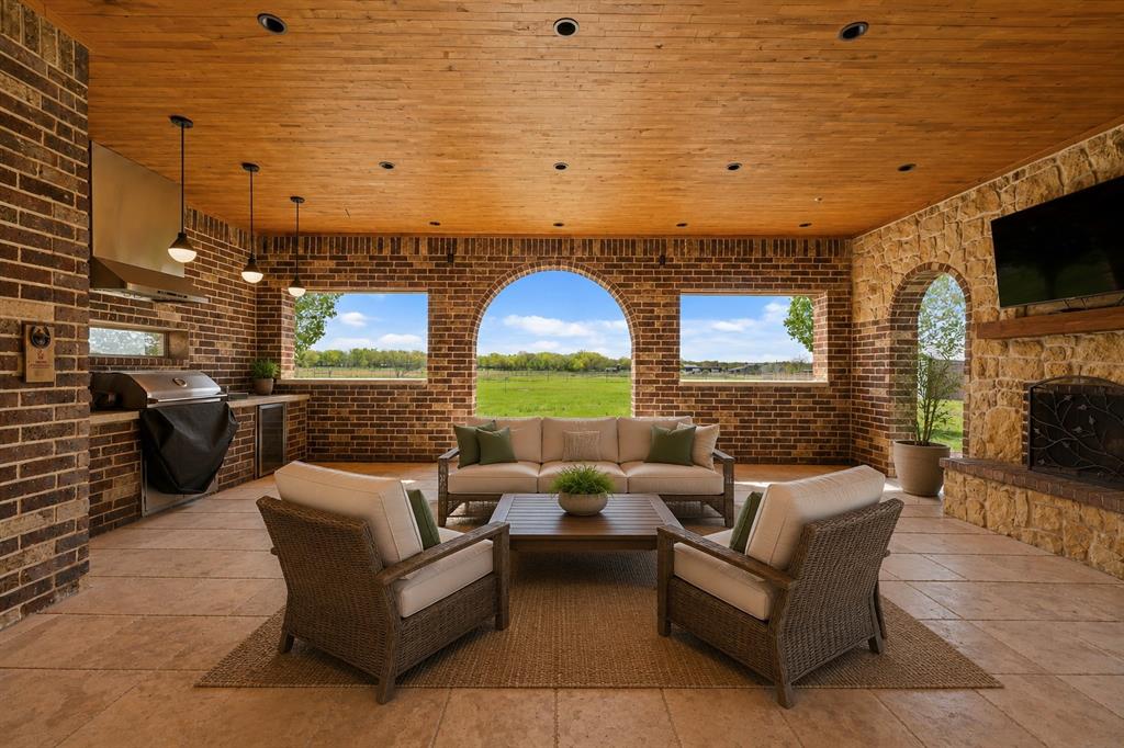 7754 County Road 275, Terrell, TX 75160