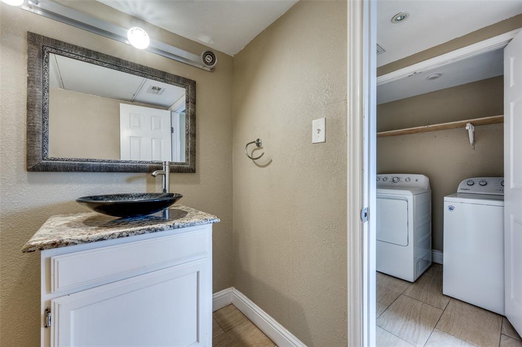 8560 Park Lane, #75, Dallas, TX 75231