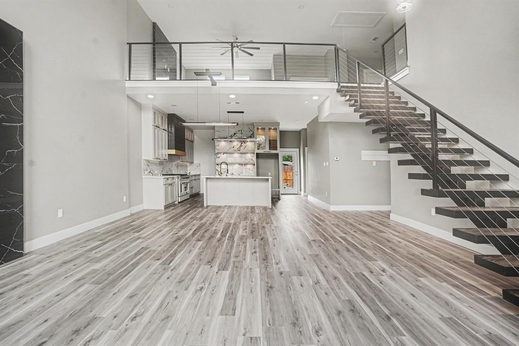 2506 Gross Road, Dallas, TX 75228