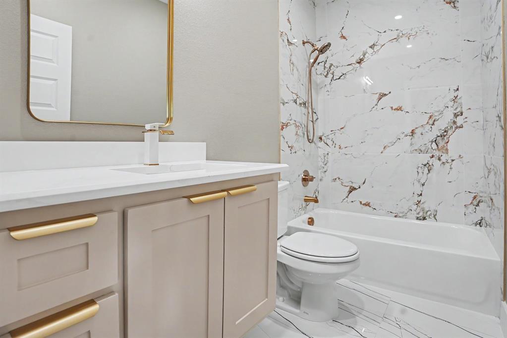 2506 Gross Road, Dallas, TX 75228