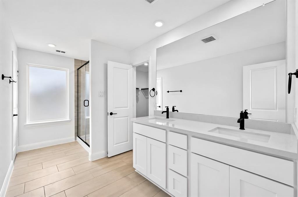 1113 Beebalm Mews ~ Ready Now!