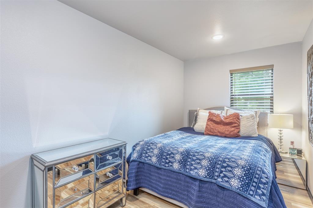 Flex space, currently used as guest room on the first level