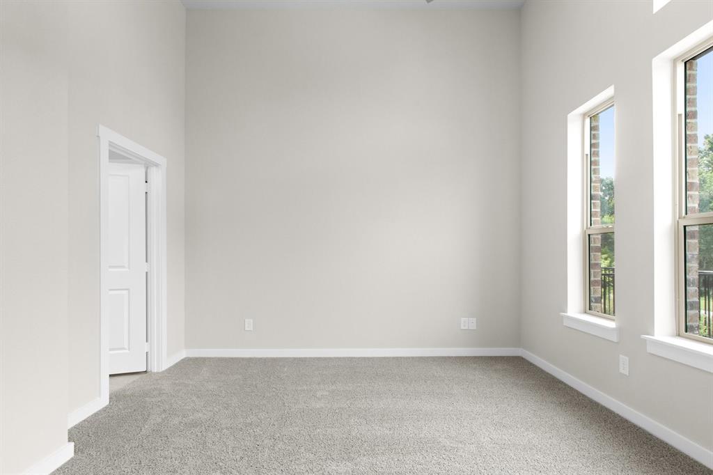 019-8609DelRioTrail-Wylie-TX-75098-PrimaryBedroom.jpg-SMALL