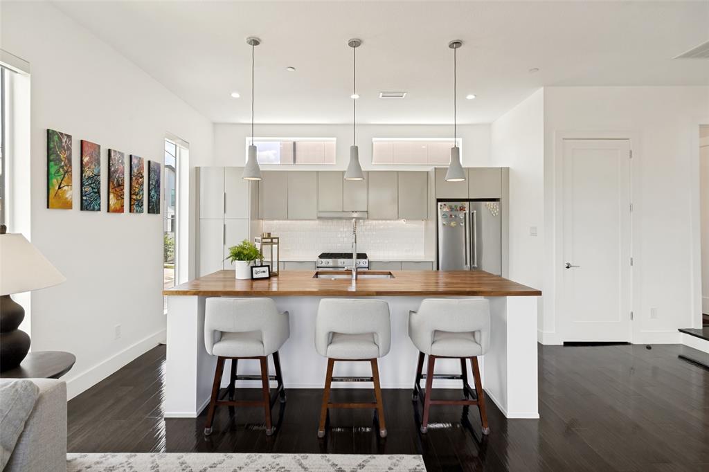 4811 Manett Street, #101, Dallas, TX 75204