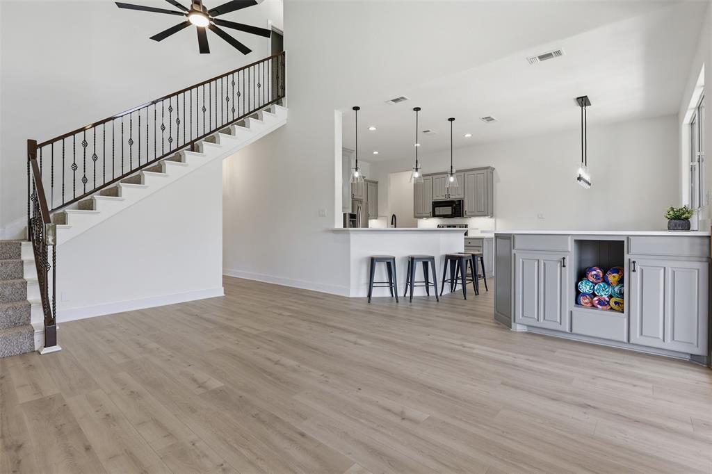 6107 Grande Cove Court, Granbury, TX 76049